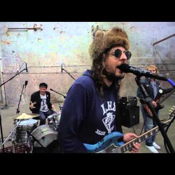 Converse Ready, Set Get Lost: King Tuff "Screaming Skull" Live