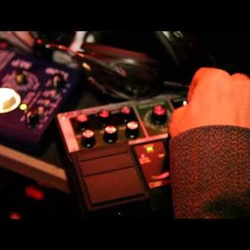 Young Fathers "Effigy" - Converse Red Light Sessions