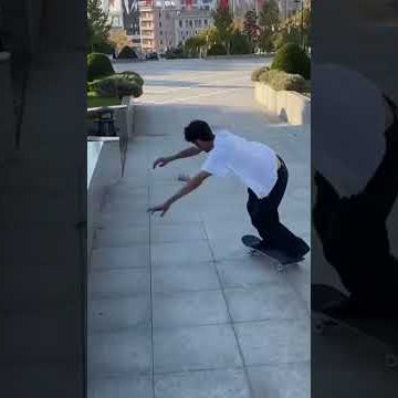 Tom Knox Skating this Amazing Spot!!