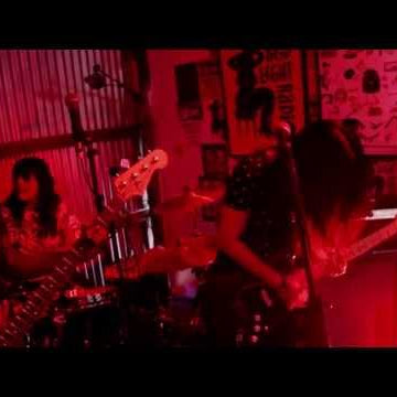 Heliotropes "Early in the Morning" : Converse Red Light Sessions