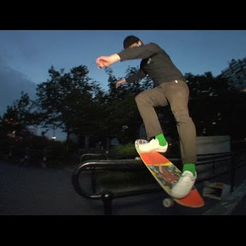 Gonz & Brad Cromer - Hang Up boardslide...
