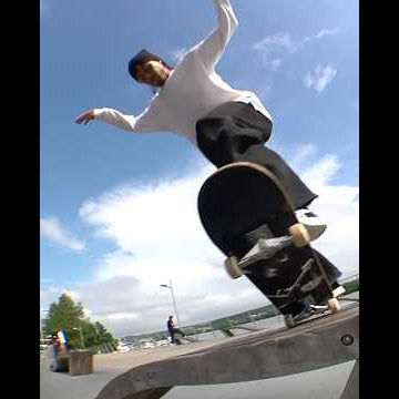 Shay Sandiford from ASICS’ “A Guided Tour” video 🧼