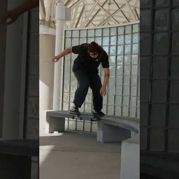 Franky Villani | Dickies x Spitfire Wheels