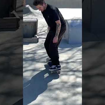 Mike Anderson Skating his backyard Skatepark