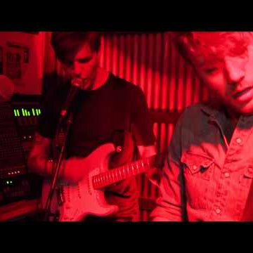 Traumahelikopter "Infected" : Converse Red Light Sessions