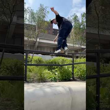 🤯 Jamie Foy Fs Feeble in NYC