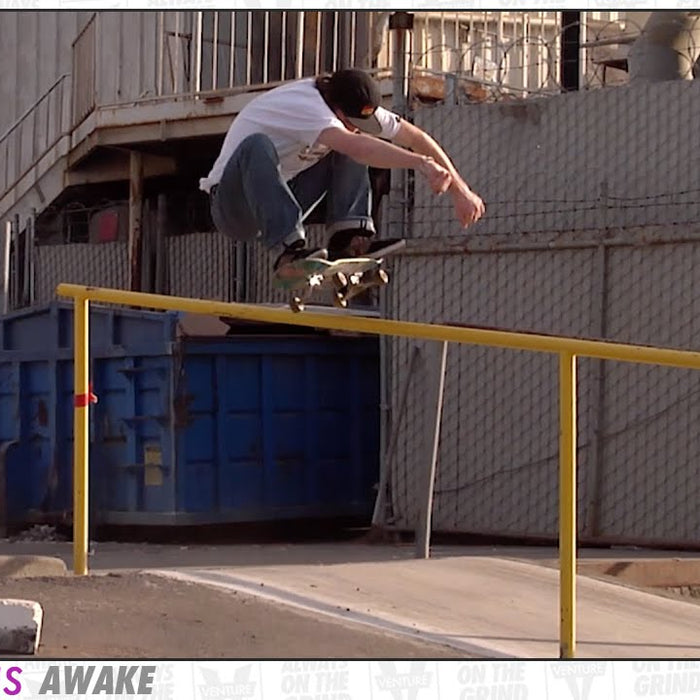 Kobe Morris : Awake