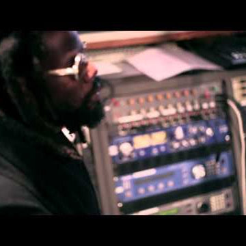 Converse Rubber Tracks - Track of the Week: "I Will Always Be The Same" by Paris Suit Yourself