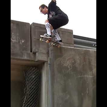 🧨 TNT as seen in Anti Hero's "DUMPSTER DIVE" video. Now playing on the Thrasher site 📡
