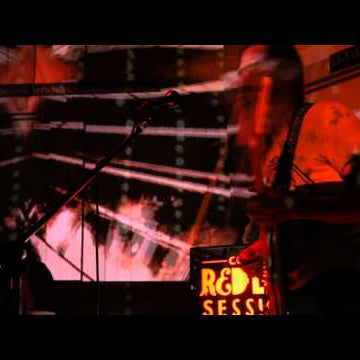 Moon Duo "I Been Gone" : Converse Red Light Sessions