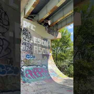 Tom Schaar’s “Curtains” part is now playing 😳