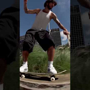 Miles Silvas keeps the dial high in SanFrancisco &amp; Buenos Aires for Abnormal Communication.