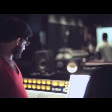 Converse Rubber Tracks - Track of the Week: "DanceShee" by Aabaraki