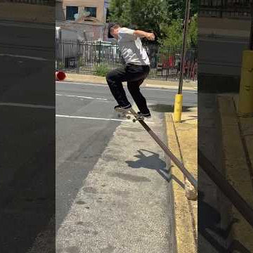 Alexander Mitchell got the juice 🧃