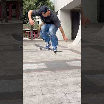 Andrew Reynolds at Jkwon.