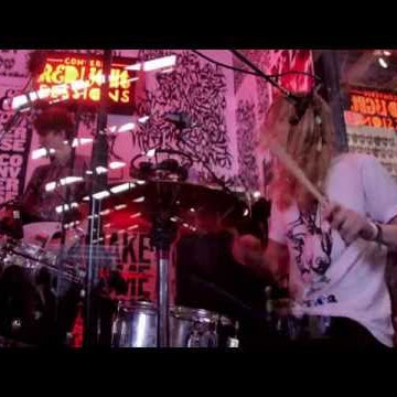 Mozes And The Firstborn "Seasons" - Converse Red Light Sessions