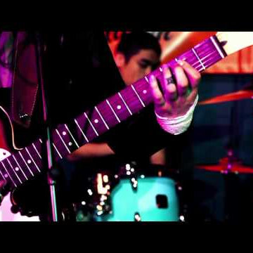 Converse Rubber Tracks - Ready, Set: Chelsea Wolfe Performs "Noorus"