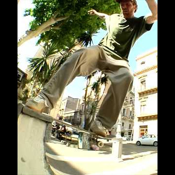 Tyler Surrey works his magic in Delivery X Thrasher's "Gemma" 🇮🇹