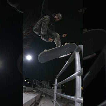 Robert Neal POPPED TRE FLIP⚡️