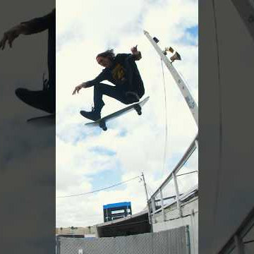HUGE Kickflip! 💨 Evan Smith