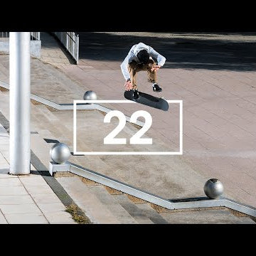 Flo Mirtain & a certain je ne sais quoi