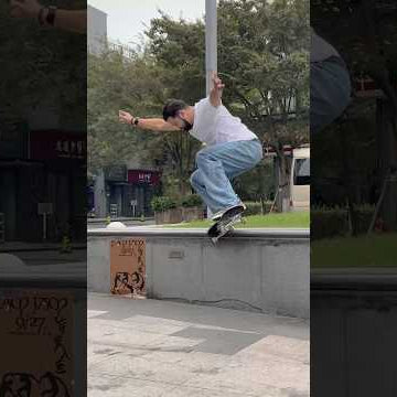 The NikeSB team shreds Shanghai 🇨🇳