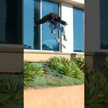 Chris Joslin’s MASSIVE Treflip 🤯