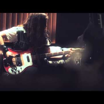 Converse Rubber Tracks: Track of the Week - Slonk Donkerson records "Watching Every Channel at Once"