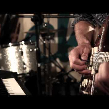 Converse Rubber Tracks: Ready, Set - The Darcys perform "The Mountains Make Way"
