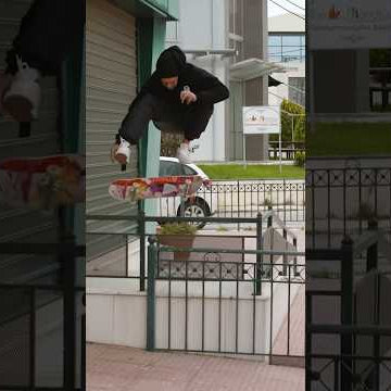 Wade Desarmo Flawless Frontside Heelflip 📝