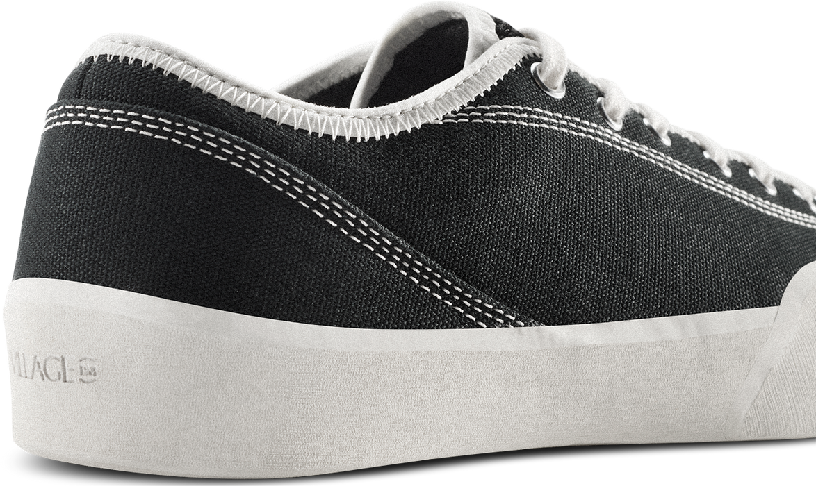 1.30 PM (Black/White)