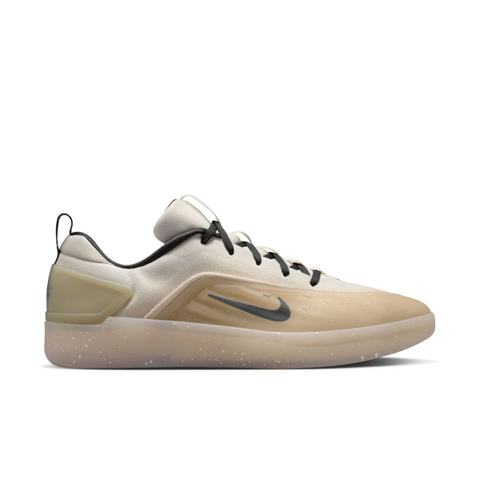 Zoom Nyjah 4 (Desert Khaki/Dark Smoke Grey)