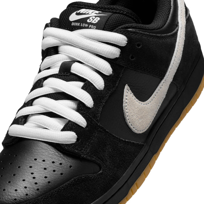 Dunk Low Pro (Black/White)