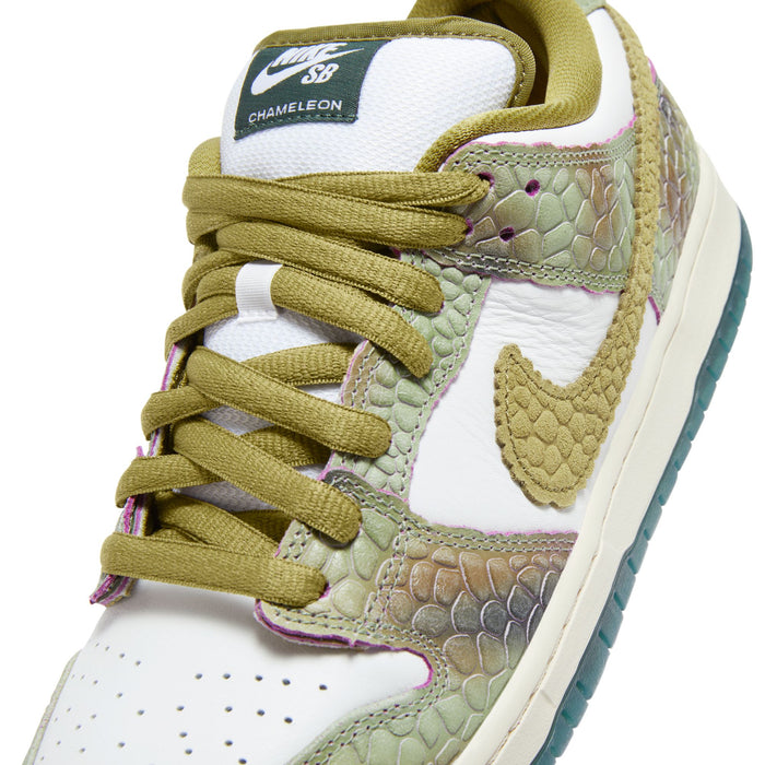 Dunk Low Pro Chameleon (Alexis Sablone)