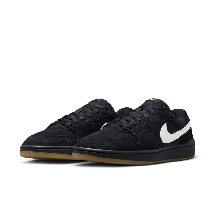 Code 58 (Black/Summit White-Black-Gum Light Brown)