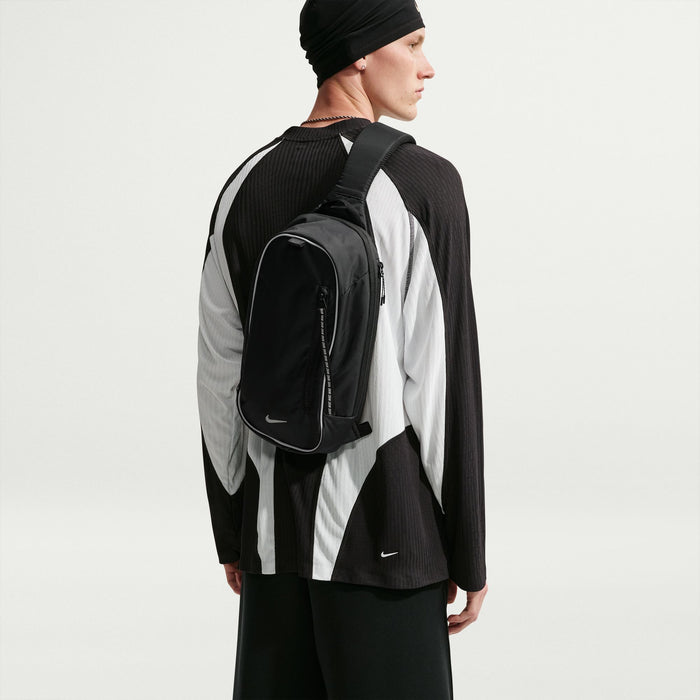 Commute Sling Bag (Black/Black/Reflect Silver)