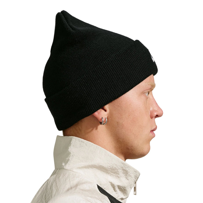 Peak Beanie (Black)