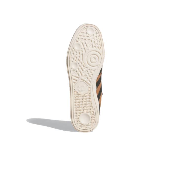 Busenitz (Preloved Brown/Core Black/Chalk White)