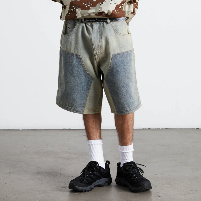 Kinda Loose Double Knee Short (Light Indigo)