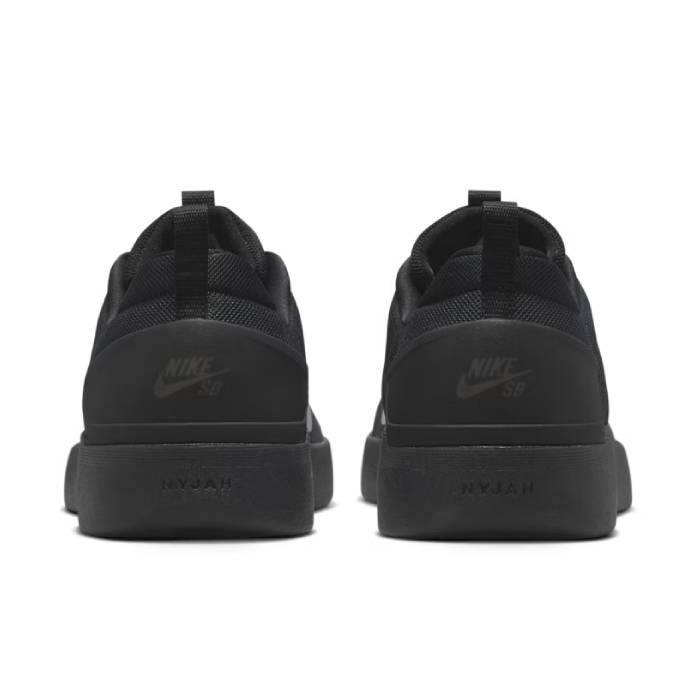 Zoom Nyjah 4 (Black/Black/White/White)