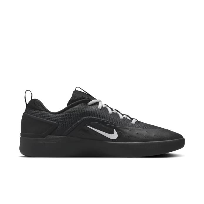 Zoom Nyjah 4 (Black/Black/White/White)